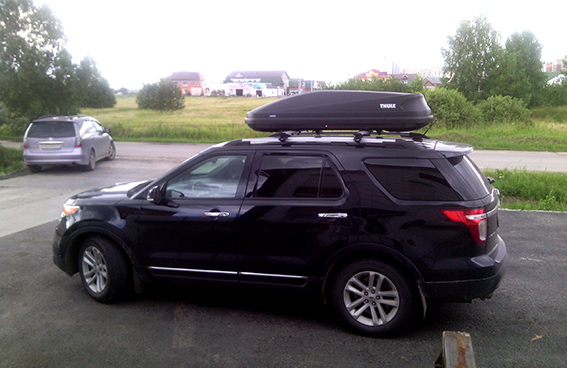 бокс Thule Touring L Ford Explorer